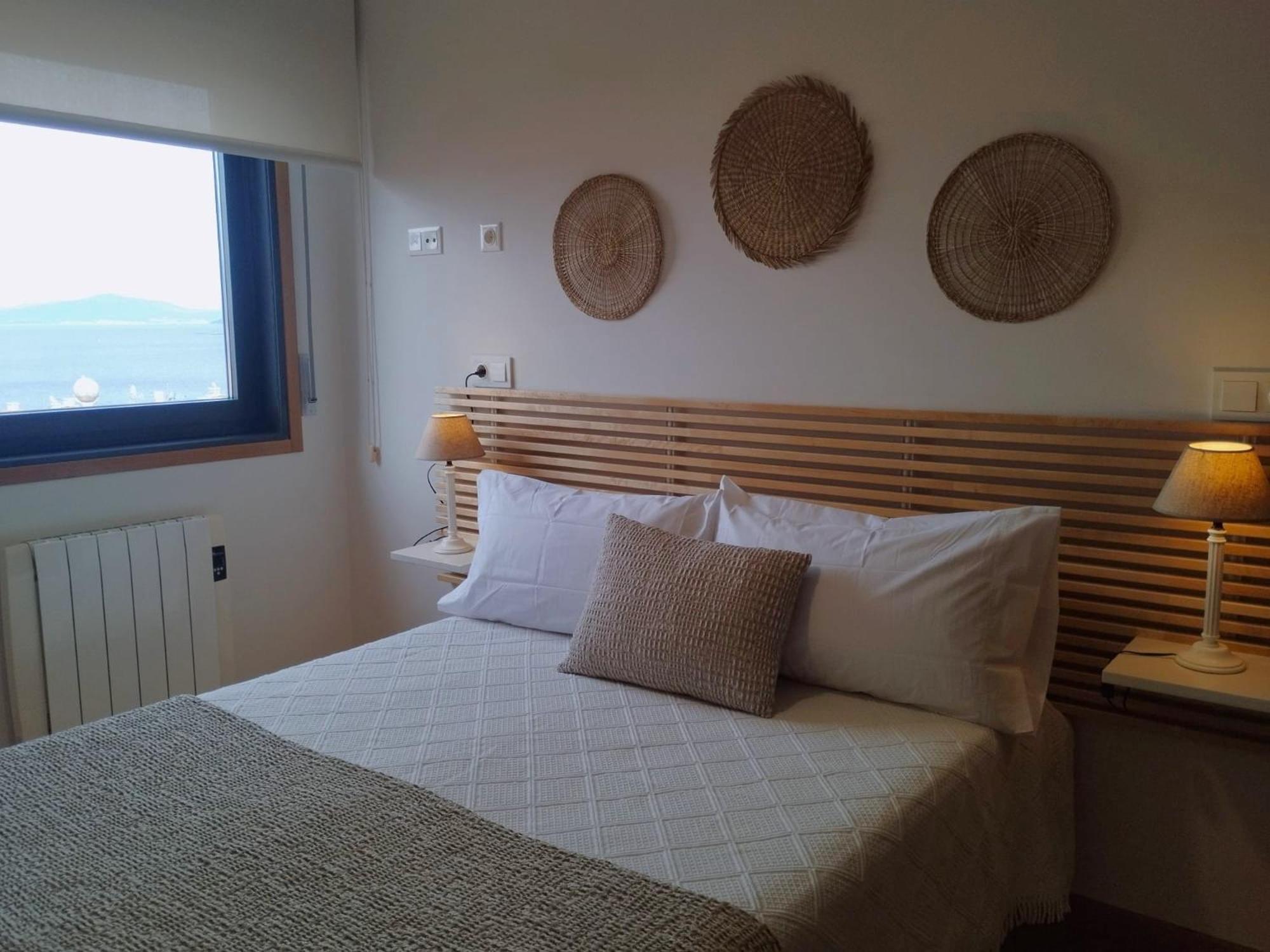 Un Rincon Con Vistas A La Ria, Playa Y Parking. Apartment Ribeira Exterior photo